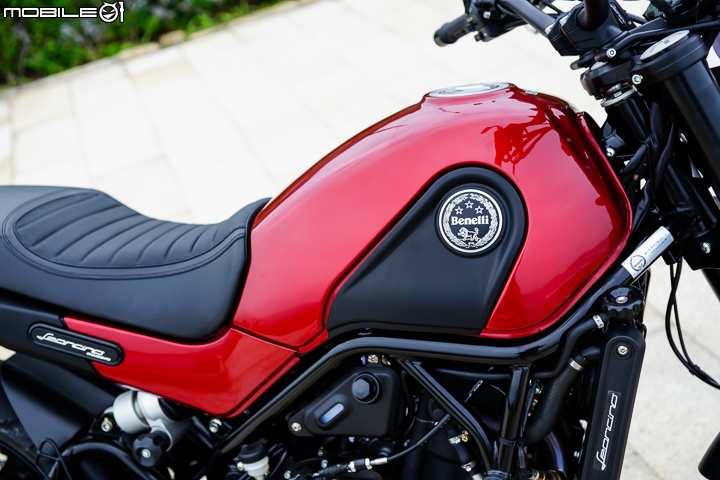 輕巧幼獅掠奪目光 Benelli Leoncino 500 ABS試駕