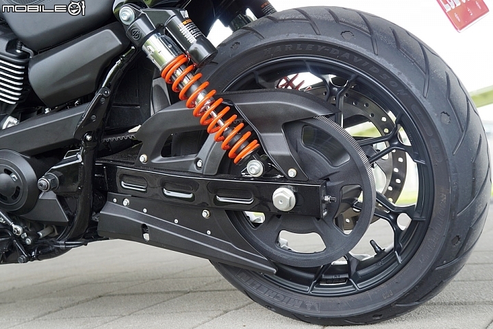 Harley-Davidson Street Rod 帥勁有型 樂趣隨行