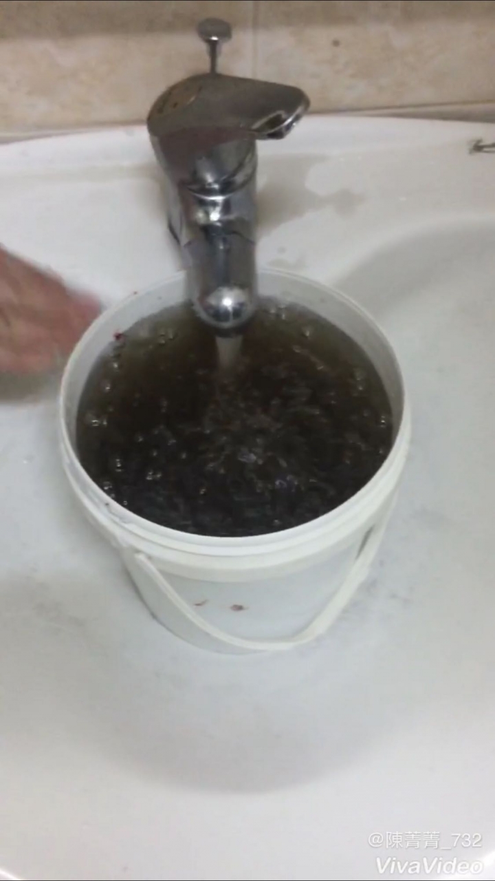 開箱文～我家今天幫水管洗澡