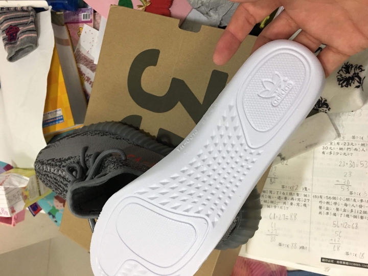 yeezy boost 350v2 灰橘2.0 求各位大大 驗鞋