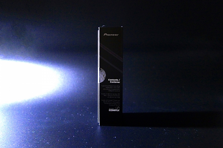[開箱評測]Pioneer Rayz Plus SE-LTC5R - Lightning智慧入耳式耳機 - 具備降噪功能～通勤旅遊的好夥伴～