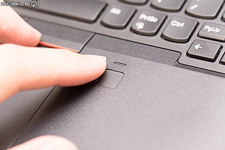 入手ThinkPad P52s輕薄型行動工作站，快速開箱分享！