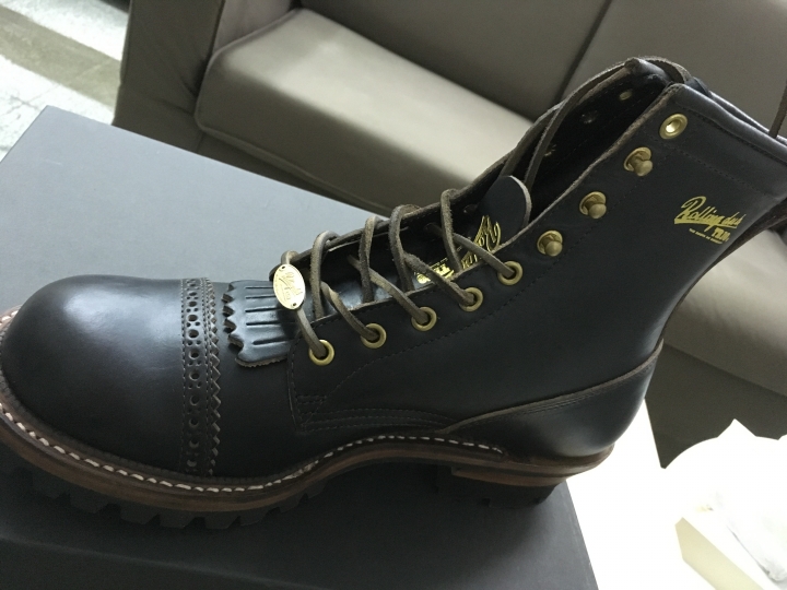 【開箱分享】Rolling Dub Trio Forester Vibram #100 Logger Boot