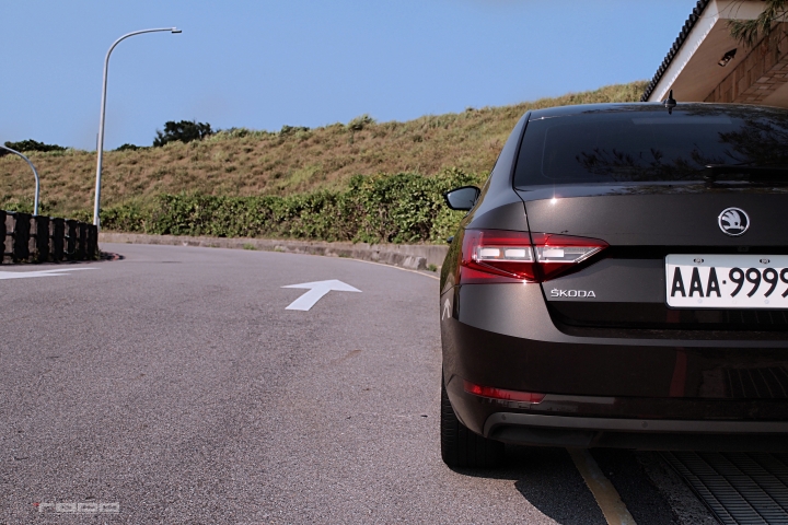 【TODD】柴油增壓再昇華 - SKODA SUPERB 2.0TDI 高動力版