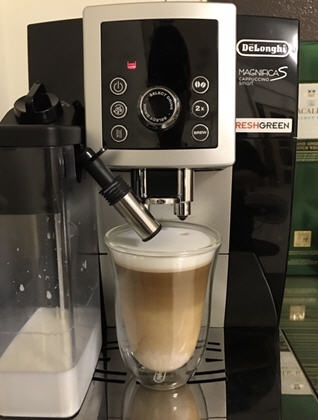 不專業開箱懶人長輩機-迪朗奇DeLonghi ECAM 23.260欣穎型全自動咖啡機