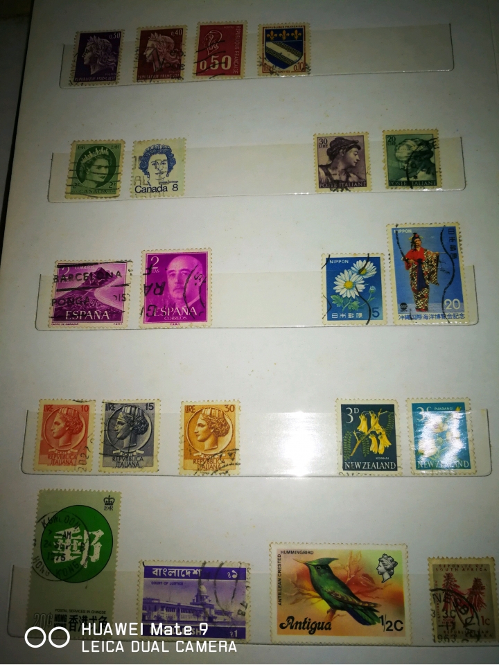 整理家裡找到的郵票