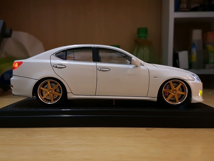 Lexus IS350 by Fujimi 富士美 1/24
