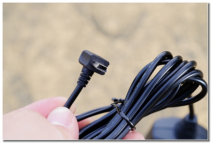 導航、安全、駕駛記錄通通掌握，都在Garmin DriveAssist 51