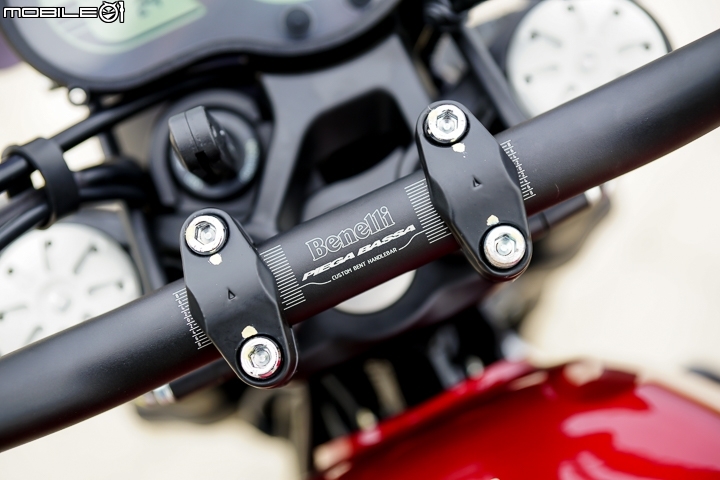 輕巧幼獅掠奪目光 Benelli Leoncino 500 ABS試駕
