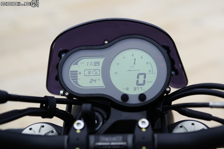 輕巧幼獅掠奪目光 Benelli Leoncino 500 ABS試駕