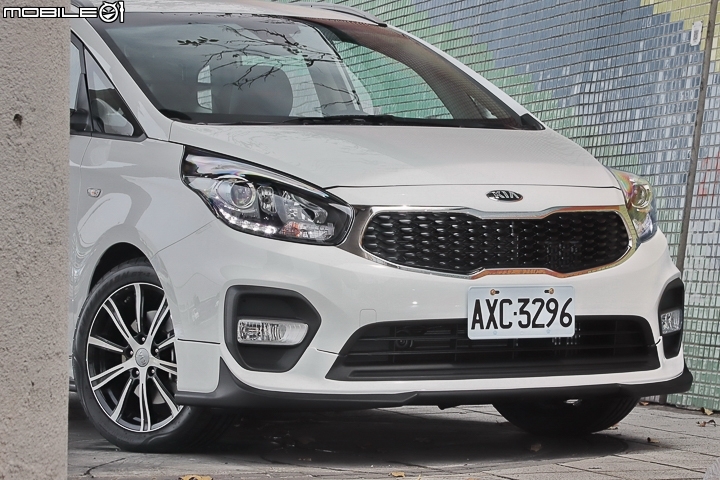 Kia Carens GO帥特仕款試車報導 再帥一點點！