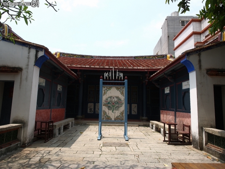 臺南市 安平 海山館 -- 清朝水兵的會館，外掛安平老街劍獅群像