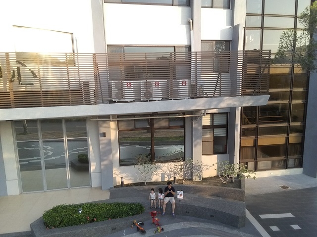 DJI Tello 特洛迷你無人機 最具功能性輕鬆飛行、易於上手【簡易開箱】