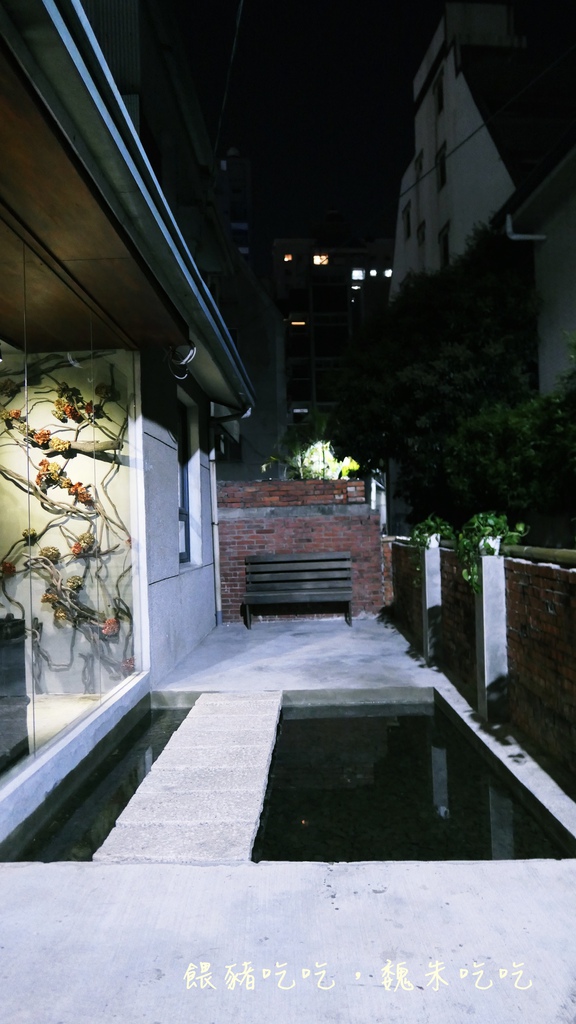 (食)台中 飲周公+EatBaoLab 大隱於市最美刈包