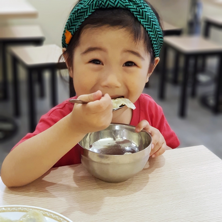 【台南牛肉麵】【安平區】六味真湯牛肉麵｜安平首屈一指的牛肉麵｜廟口老師傅獨家技法傳授｜華麗的味覺饗宴｜