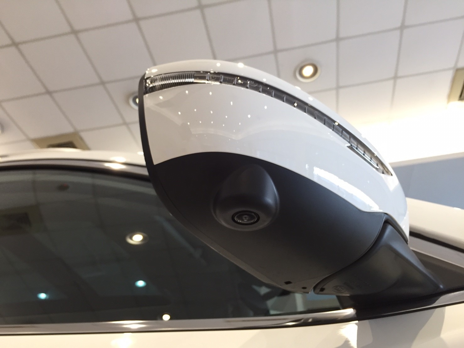 準四人小家庭展間靜態賞車，New X-Trail簡單心得分享