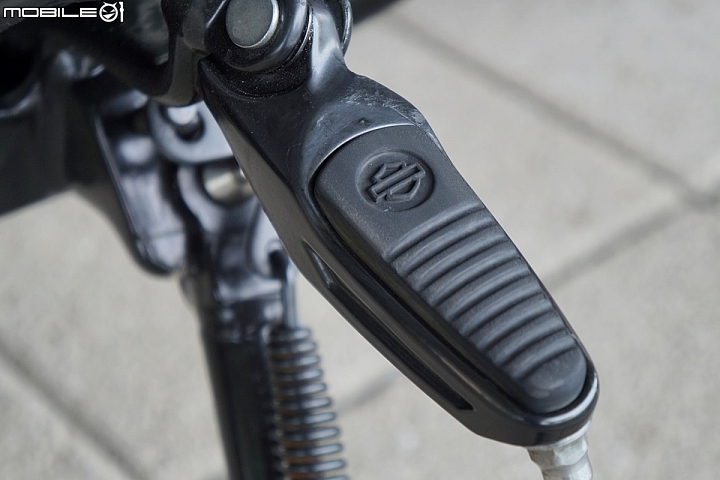 Harley-Davidson Street Rod 帥勁有型 樂趣隨行