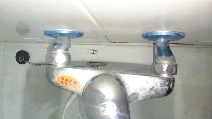 租屋處的N型彎頭有問題