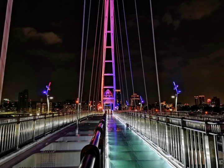 Huawei P20 Pro 與 note8 日夜拍比較