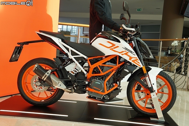 KTM官方特技車手 Rok Bagoroš 斯洛維尼亞採訪！親眼目擊 390 DUKE 上的精湛特技表演