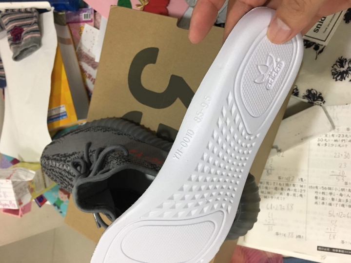 yeezy boost 350v2 灰橘2.0 求各位大大 驗鞋