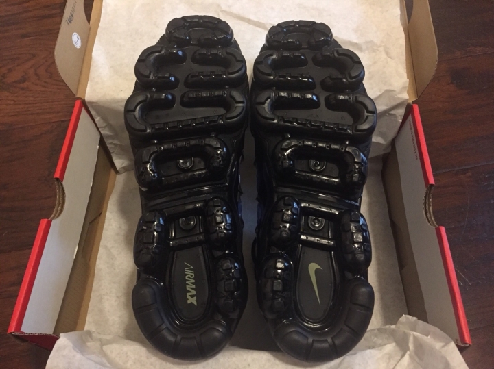 Nike Air Vapormax Plus 開箱