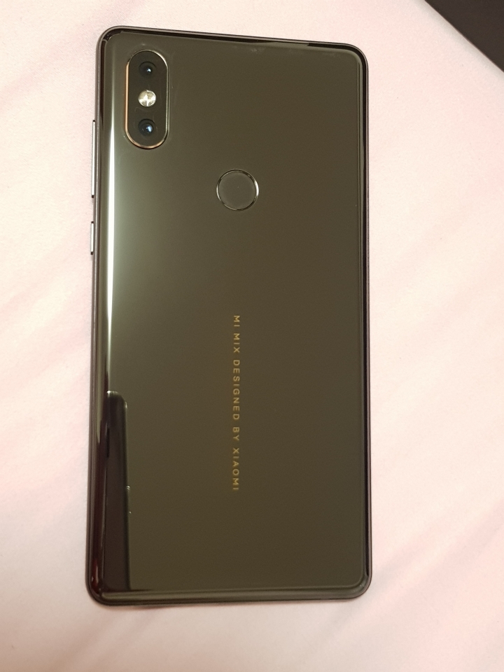 Mix2s黑台版小開箱