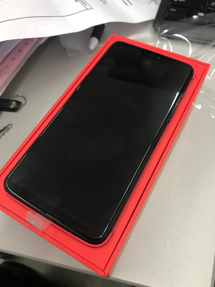 OnePlus 6 超簡單開箱