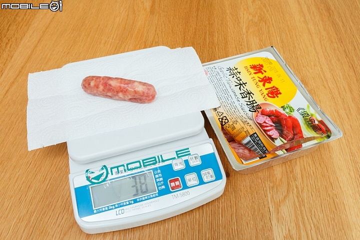 【小惡魔盲試評比】烤肉好夥伴 兩種香腸吃吃看！