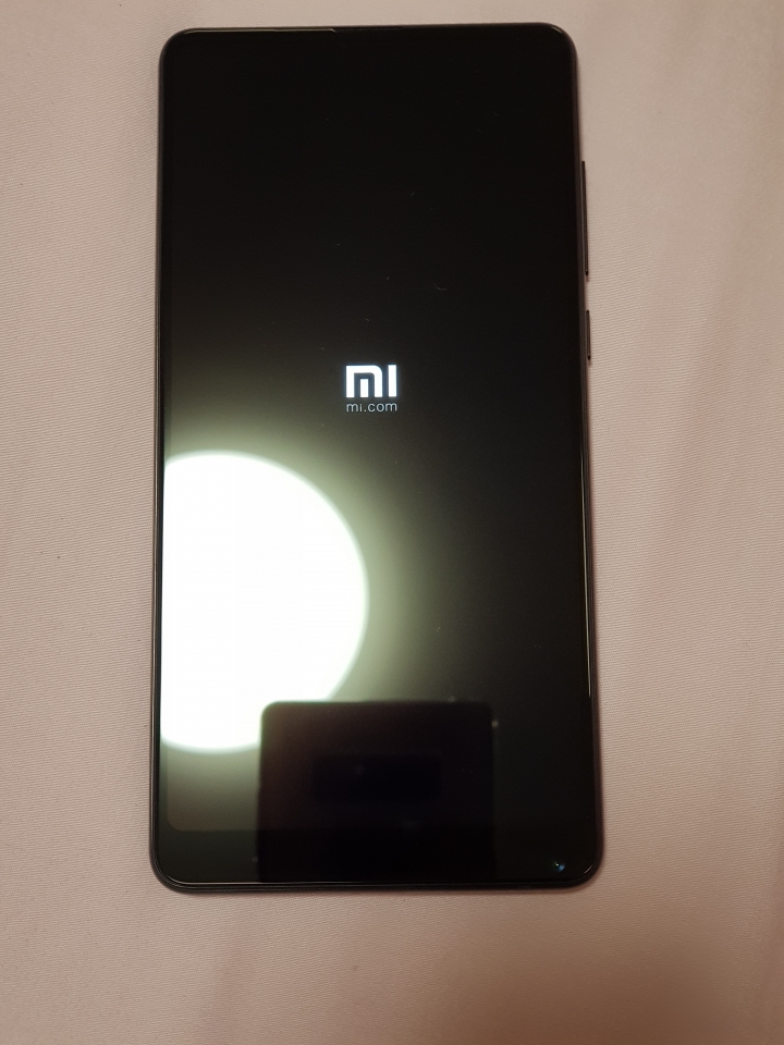Mix2s黑台版小開箱
