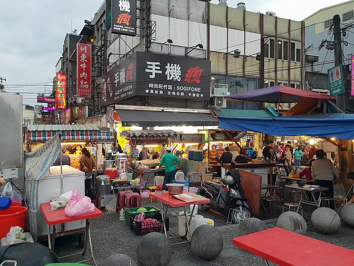 帶著Galaxy S9+ 旅遊及大量拍攝的體驗心得，文長，內含豐富多樣的照片(逆光、低光源、等等)、超慢動作及4K錄影影片