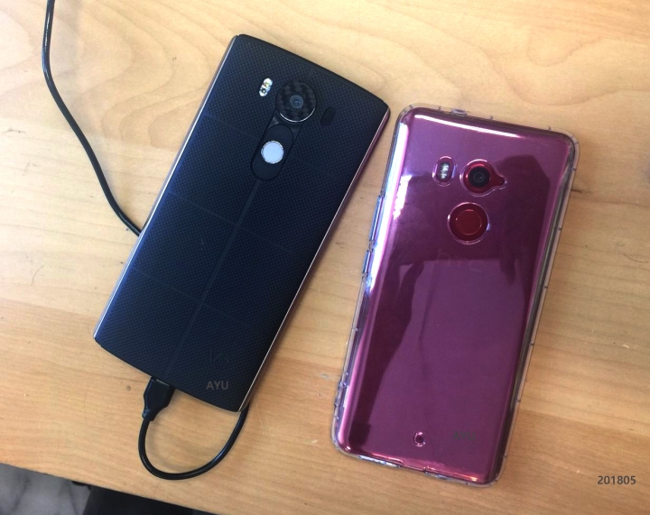 [分享] DIY LG V10 換新衣(殼)  由白翻黑