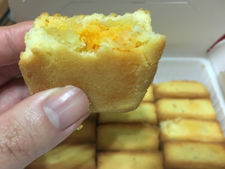 [食記] 小潘蛋糕坊，台灣新北板橋美味又平價的鳳梨酥鳳凰酥！