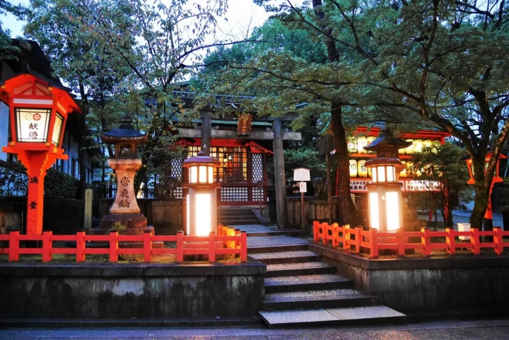 【日本京都 | 景點】漫步經典古都一日遊▹伏見稻荷大社 | 清水寺 | 地主神社 | 二三年坂 | 高台寺