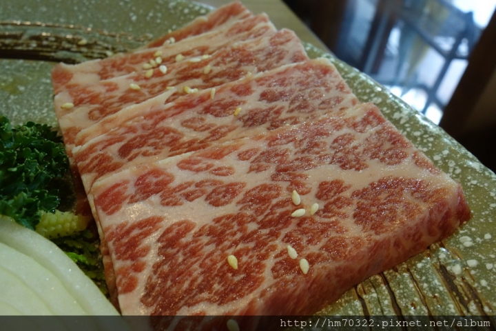 『台中美食』- 西屯區太原路一段.雲火日式燒肉餐廳 / 台中西屯 / 和牛燒烤 / 逢甲夜市 / 母親節