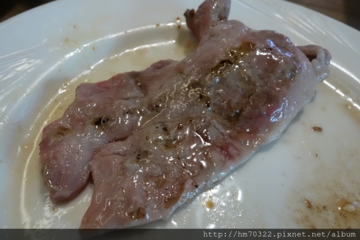 『台中美食』- 西屯區太原路一段.雲火日式燒肉餐廳 / 台中西屯 / 和牛燒烤 / 逢甲夜市 / 母親節