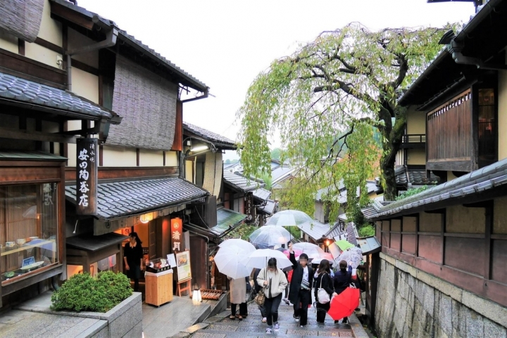 【日本京都 | 景點】漫步經典古都一日遊▹伏見稻荷大社 | 清水寺 | 地主神社 | 二三年坂 | 高台寺