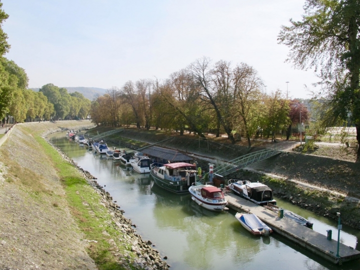 【Hungary.走跳】布達佩斯近郊一日三小鎮旅行(一)斯匈邊境 Esztergom