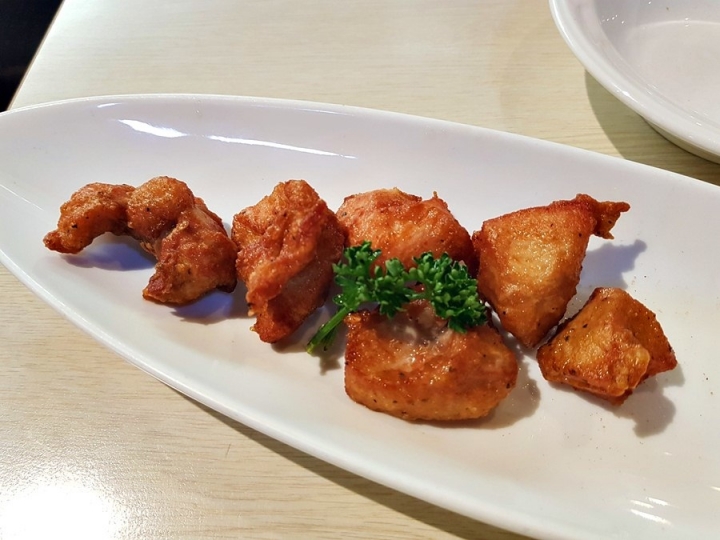 台中大魯閣新時代購物中心[連鎖]三皇三家義式餐廳下午茶食記~ 推薦凱撒雞肉沙拉