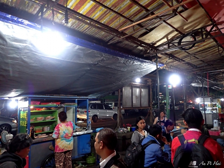 【Bali 峇里島】The Pavilion Kuta 庫塔民宿推薦以及這輩子我吃過最好吃的sate沙爹就在此路邊攤