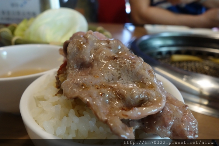 『台中美食』- 西屯區太原路一段.雲火日式燒肉餐廳 / 台中西屯 / 和牛燒烤 / 逢甲夜市 / 母親節