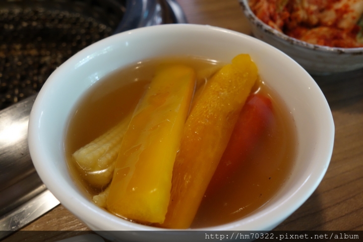 『台中美食』- 西屯區太原路一段.雲火日式燒肉餐廳 / 台中西屯 / 和牛燒烤 / 逢甲夜市 / 母親節