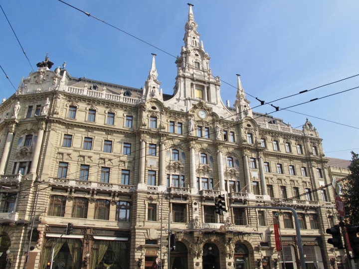 【Hungary.走跳】聖伊什特萬聖殿、國家歌劇院與世界最美-超奢華紐約咖啡館