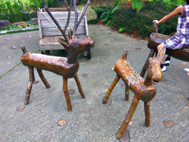 苗栗大湖[天空之城]景觀餐廳半日遊~ 風景秀麗~城堡山城造景美~ 烤半雞很好吃啊!