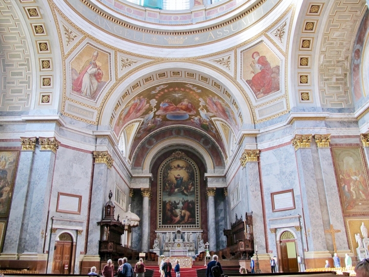 【Hungary.走跳】布達佩斯近郊一日三小鎮旅行(一)斯匈邊境 Esztergom
