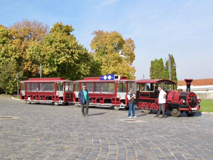 【Hungary.走跳】布達佩斯近郊一日三小鎮旅行(一)斯匈邊境 Esztergom