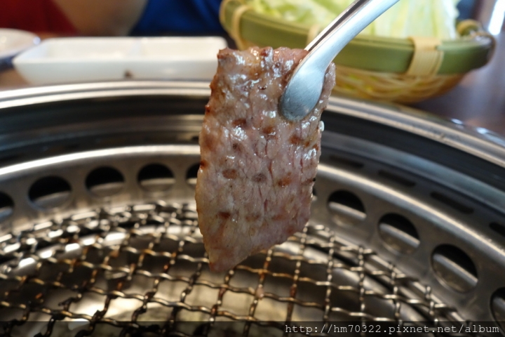 『台中美食』- 西屯區太原路一段.雲火日式燒肉餐廳 / 台中西屯 / 和牛燒烤 / 逢甲夜市 / 母親節