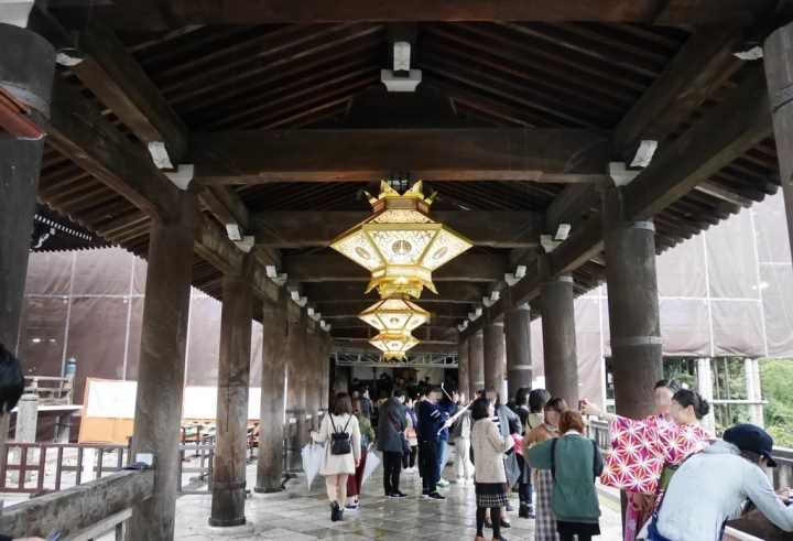 【日本京都 | 景點】漫步經典古都一日遊▹伏見稻荷大社 | 清水寺 | 地主神社 | 二三年坂 | 高台寺