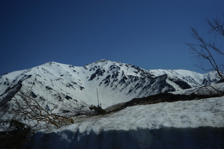 [遊記] 雪山冰壁骯髒湖,立山黑部出任務