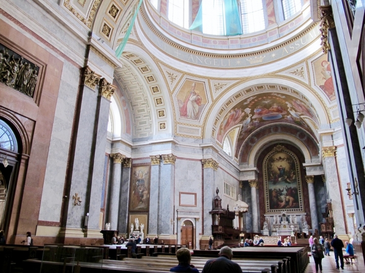 【Hungary.走跳】布達佩斯近郊一日三小鎮旅行(一)斯匈邊境 Esztergom